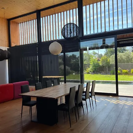 Casa Moderna